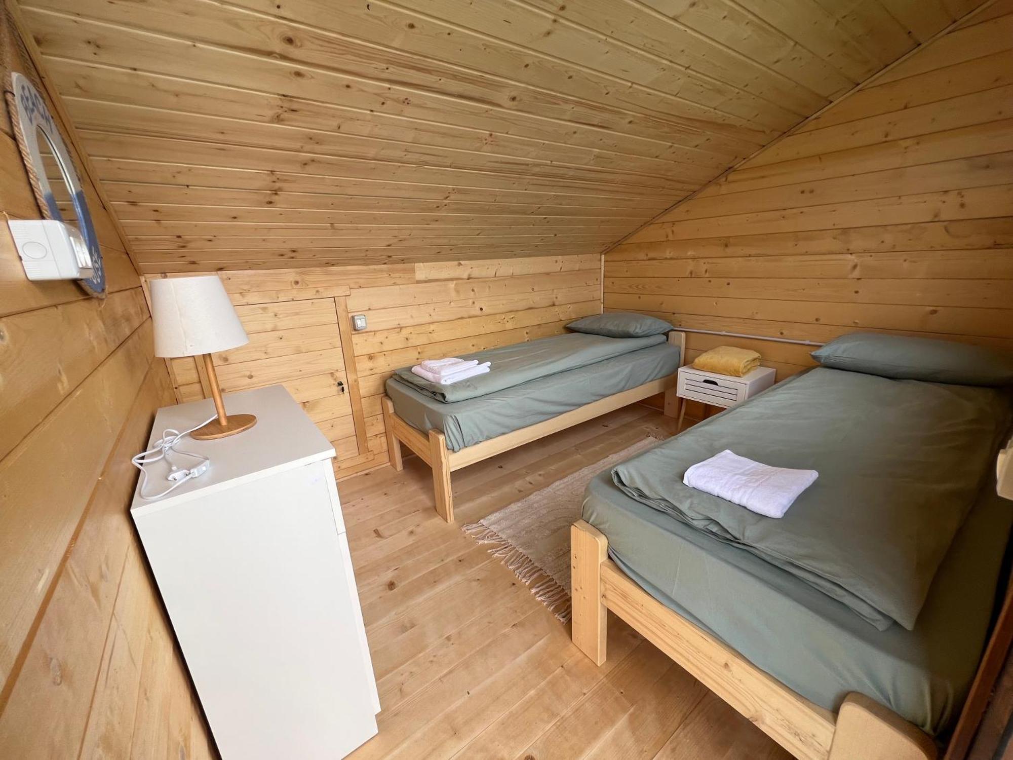 Holiday Bicaz Bungalows On The Lake Ngoại thất bức ảnh