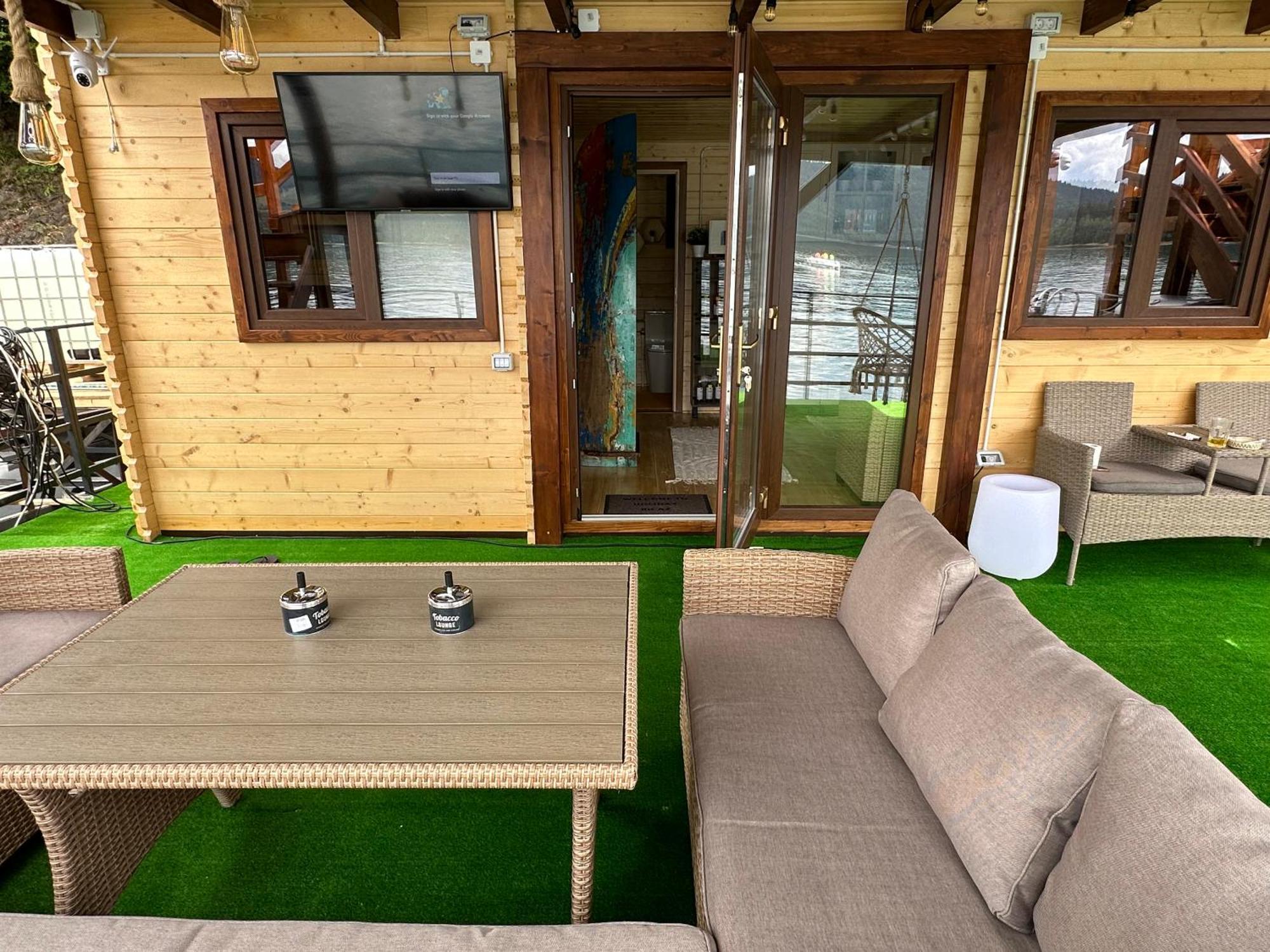 Holiday Bicaz Bungalows On The Lake Ngoại thất bức ảnh