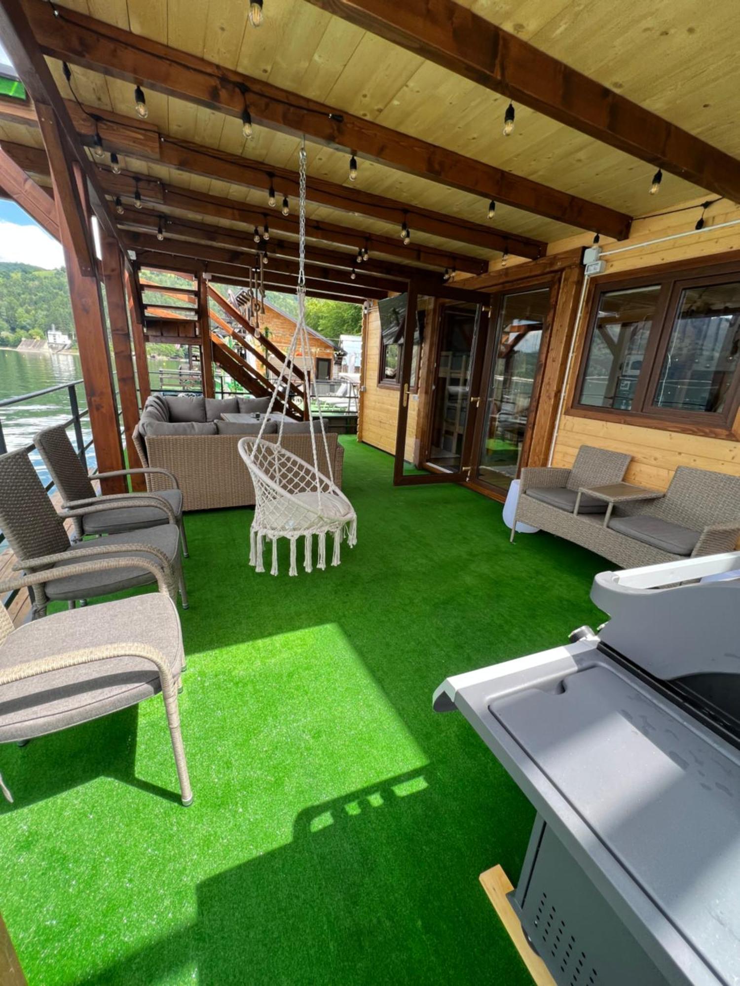 Holiday Bicaz Bungalows On The Lake Ngoại thất bức ảnh