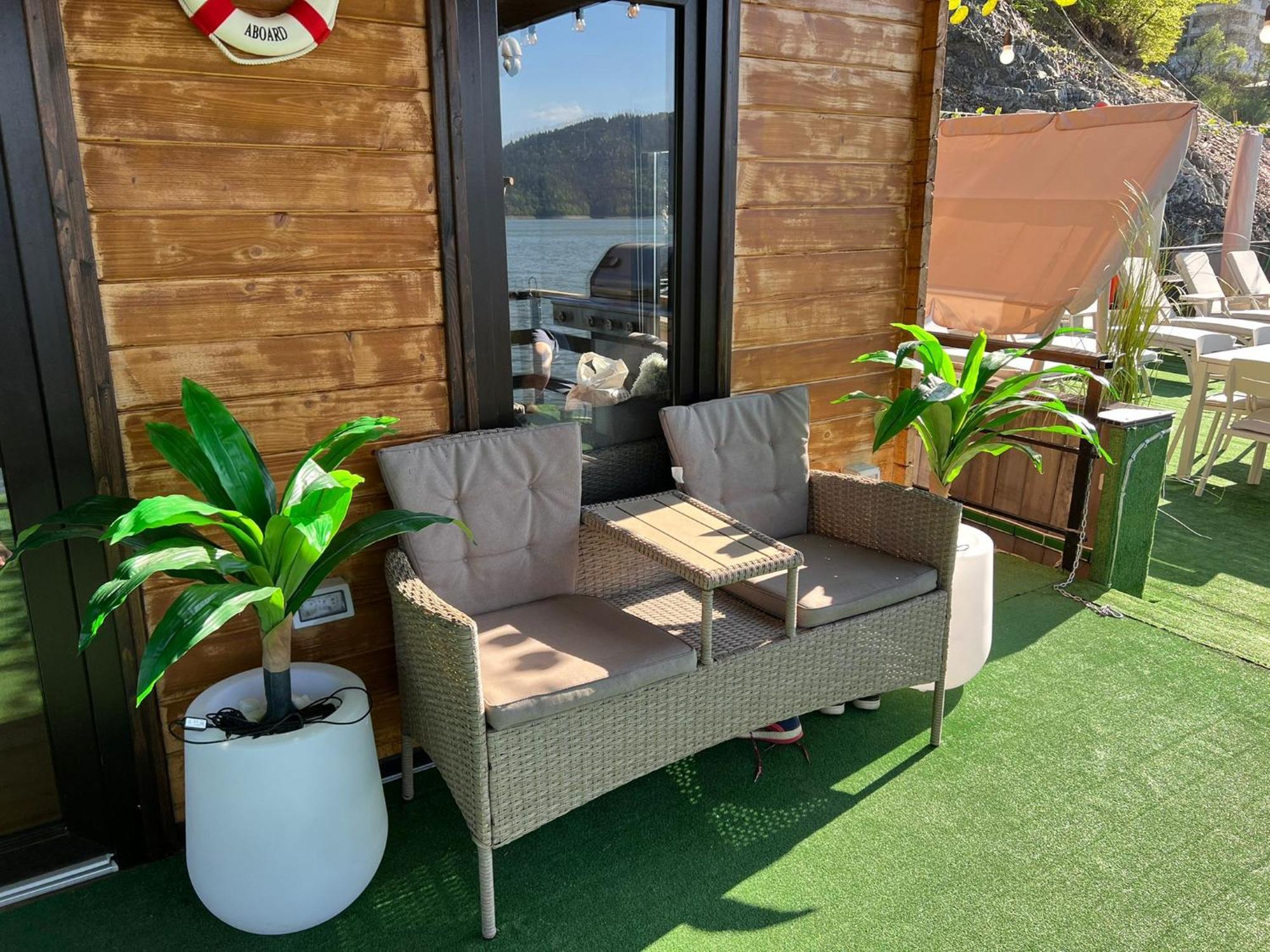 Holiday Bicaz Bungalows On The Lake Ngoại thất bức ảnh